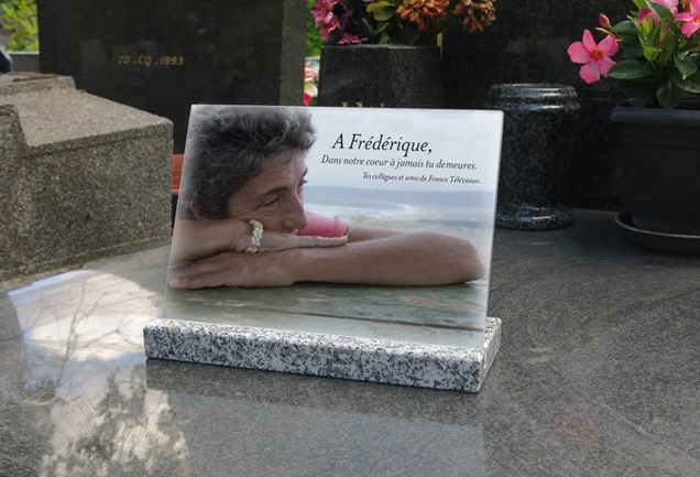 Exemple-de-plaque-funeraire-04.webp